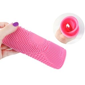 Makeup - Cleaner Pad Makeup - Cleaner Pad